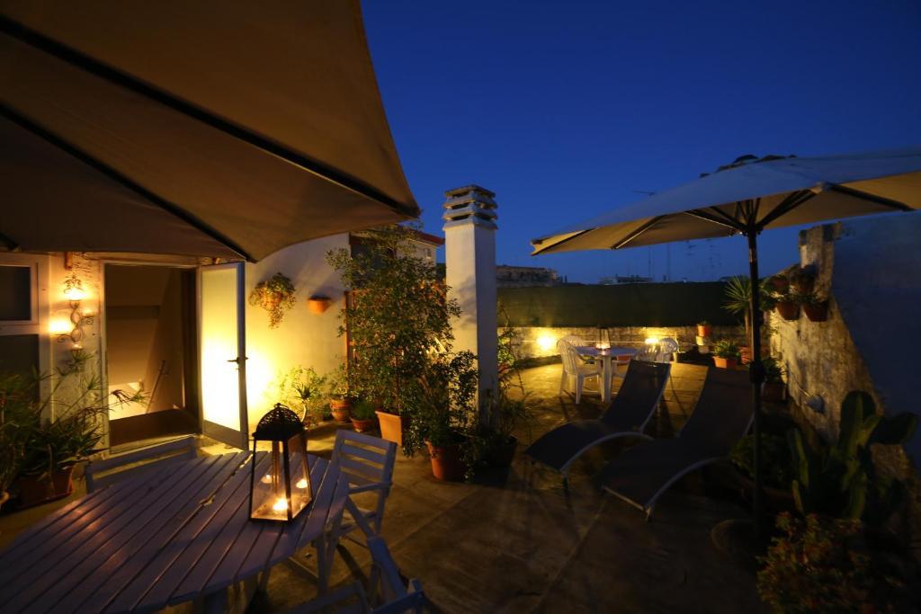 Bed & Breakfast Idomeneo 63 Lecce Bagian luar foto