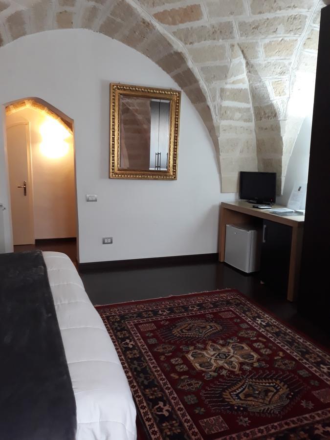 Bed & Breakfast Idomeneo 63 Lecce Bagian luar foto